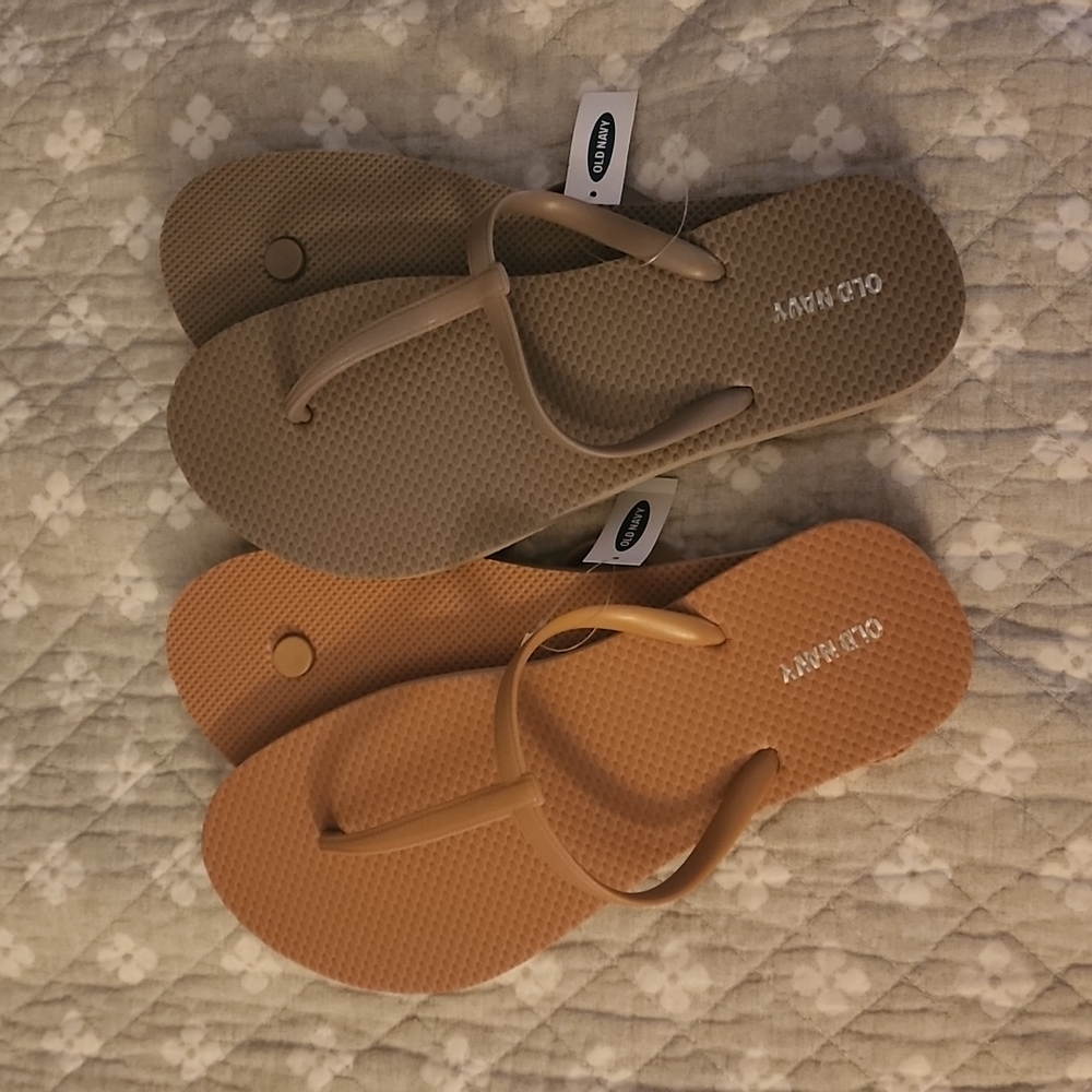 NWT Old Navy T Strap Flip Flops (2 Pair Bundle)